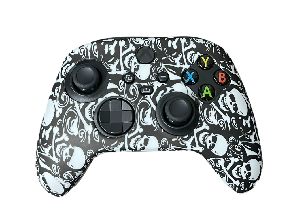 Silicone Cover For Xbox Series X/S Controller Case Skin - Black / White Skulls 1