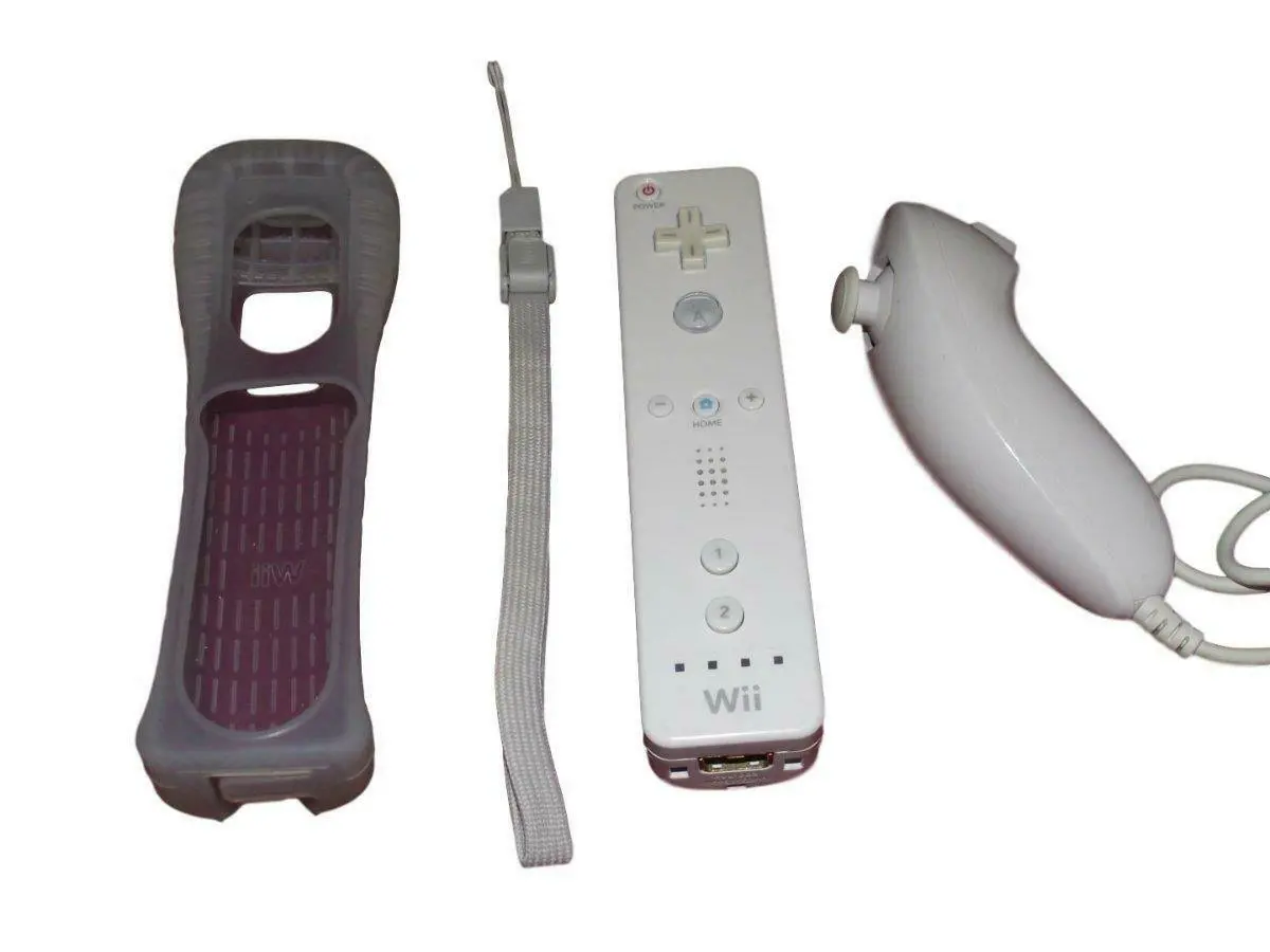 Genuine Nintendo Wii White Controller Remote + Nunchuck Set Wii Mote (Preowned) 1