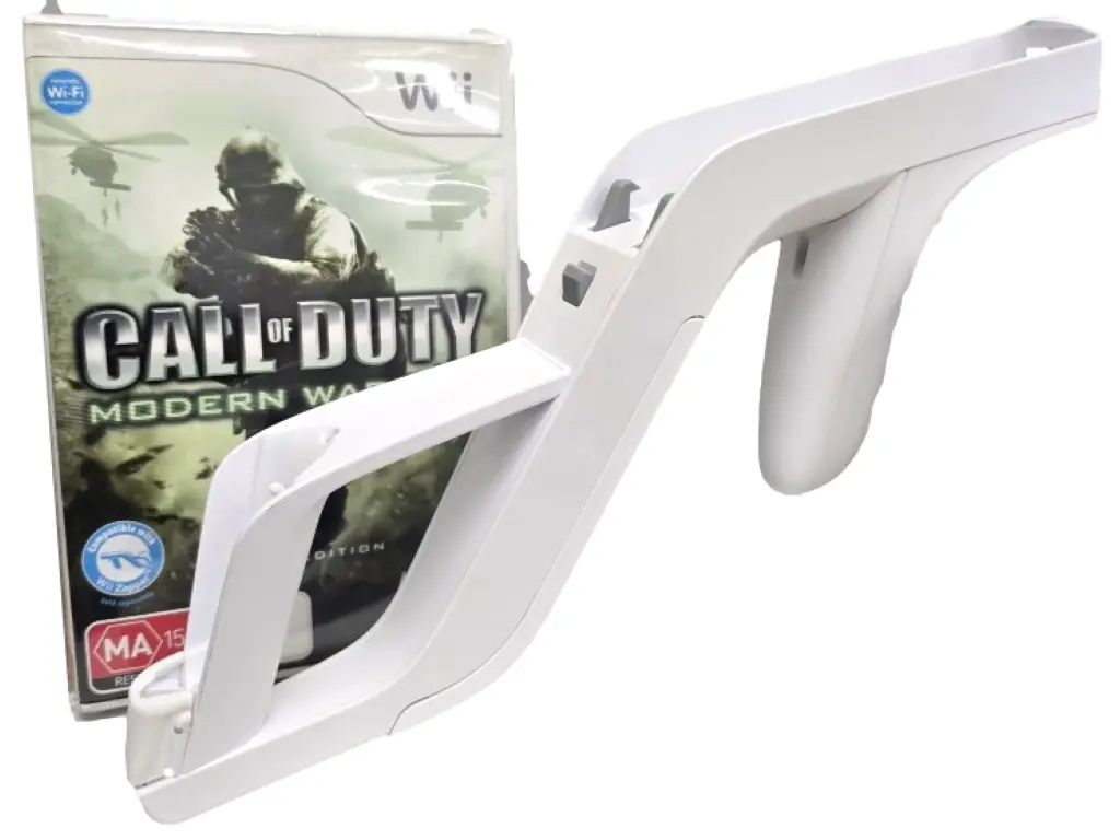 Call Of Duty Modern Warfare And Genuine Nintendo Zapper Gun Wii Pal *Complete* (Preowned) 1