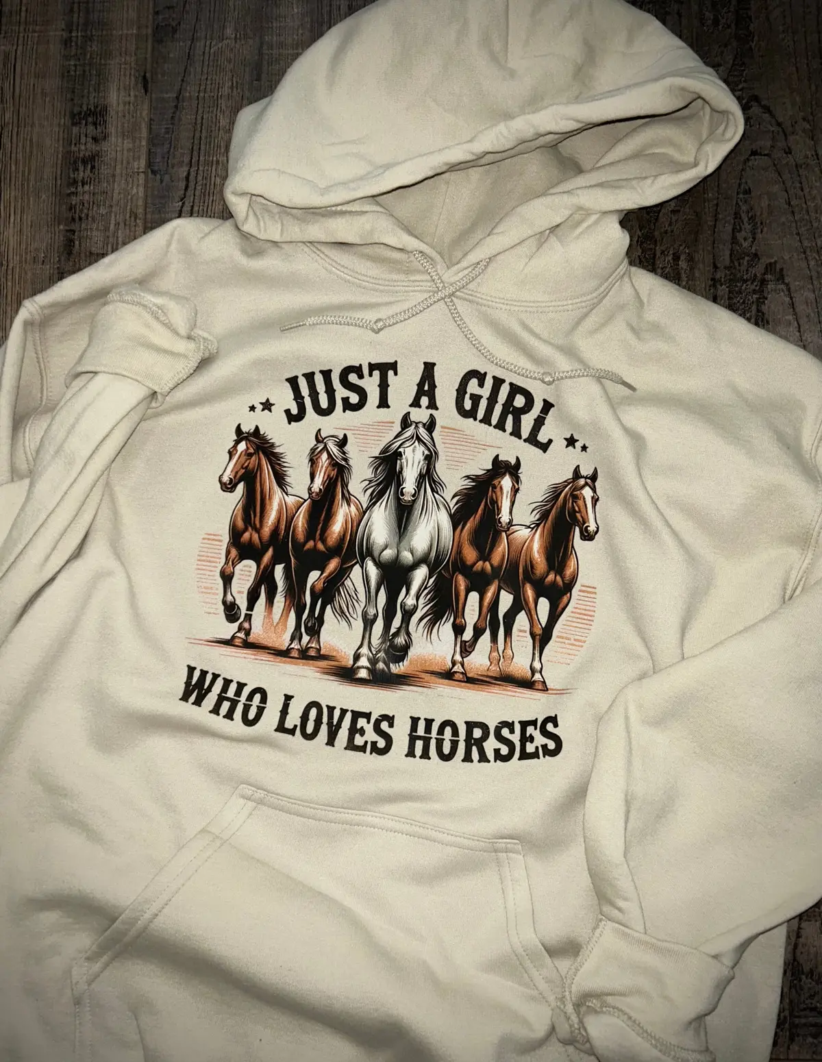 Just A Girl Who Loves Horses 1