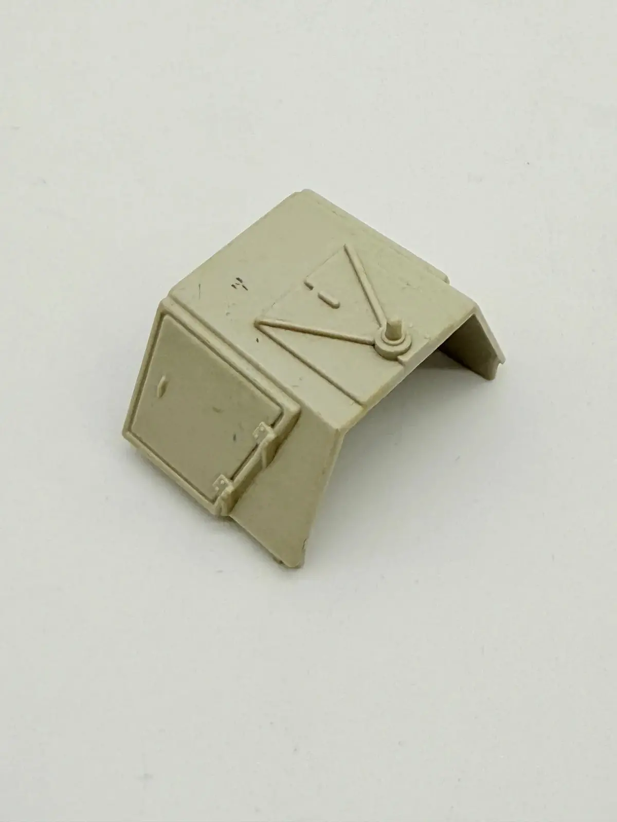 Triple T - Engine Cover 1