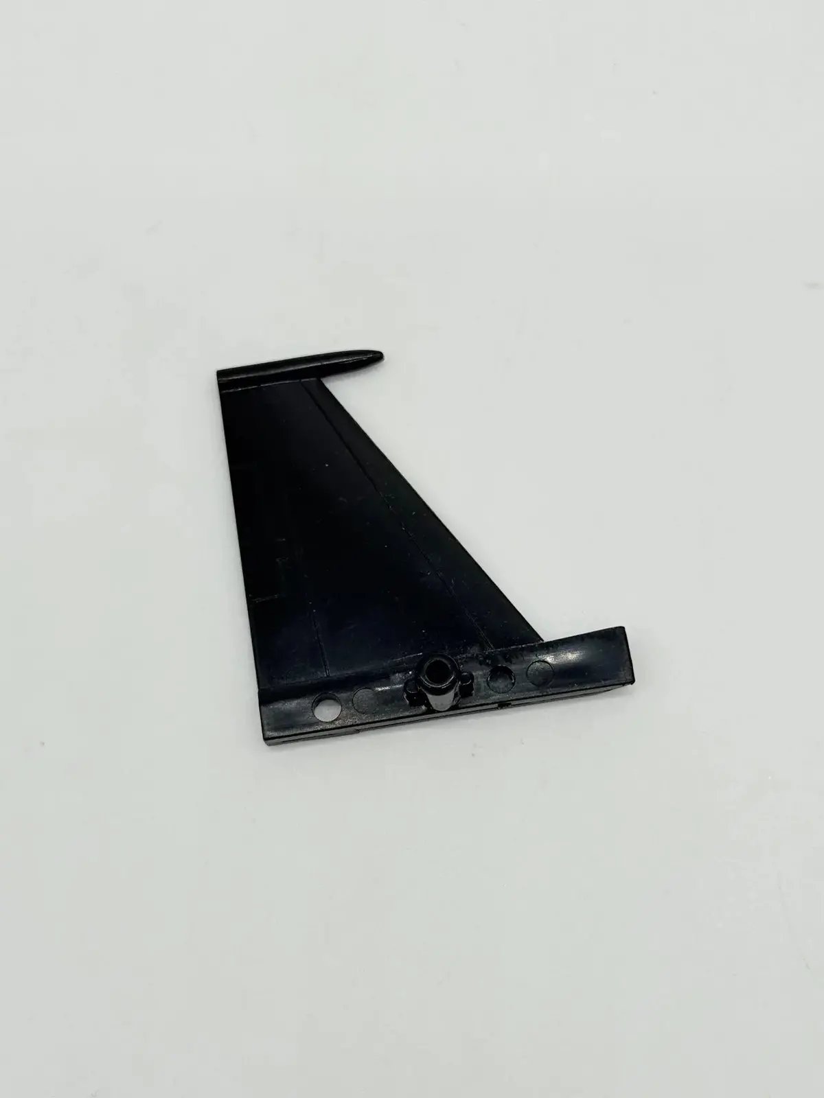 Thundercracker - Left Tail Fin 1