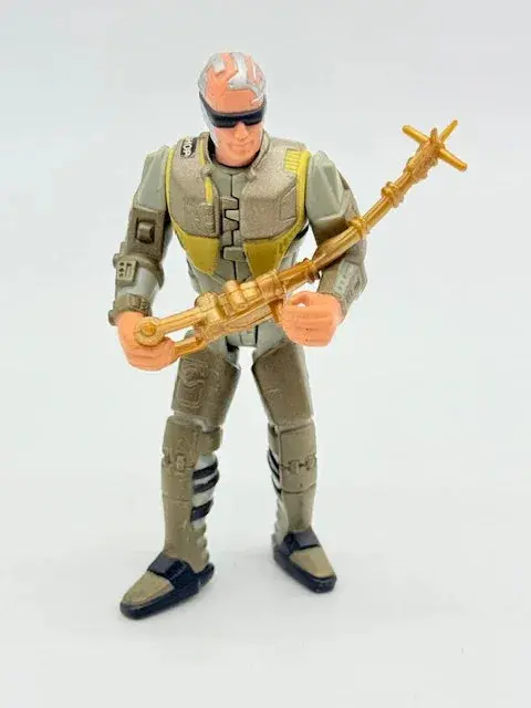 1992 Kenner Aliens - Space Marine Bishop 1