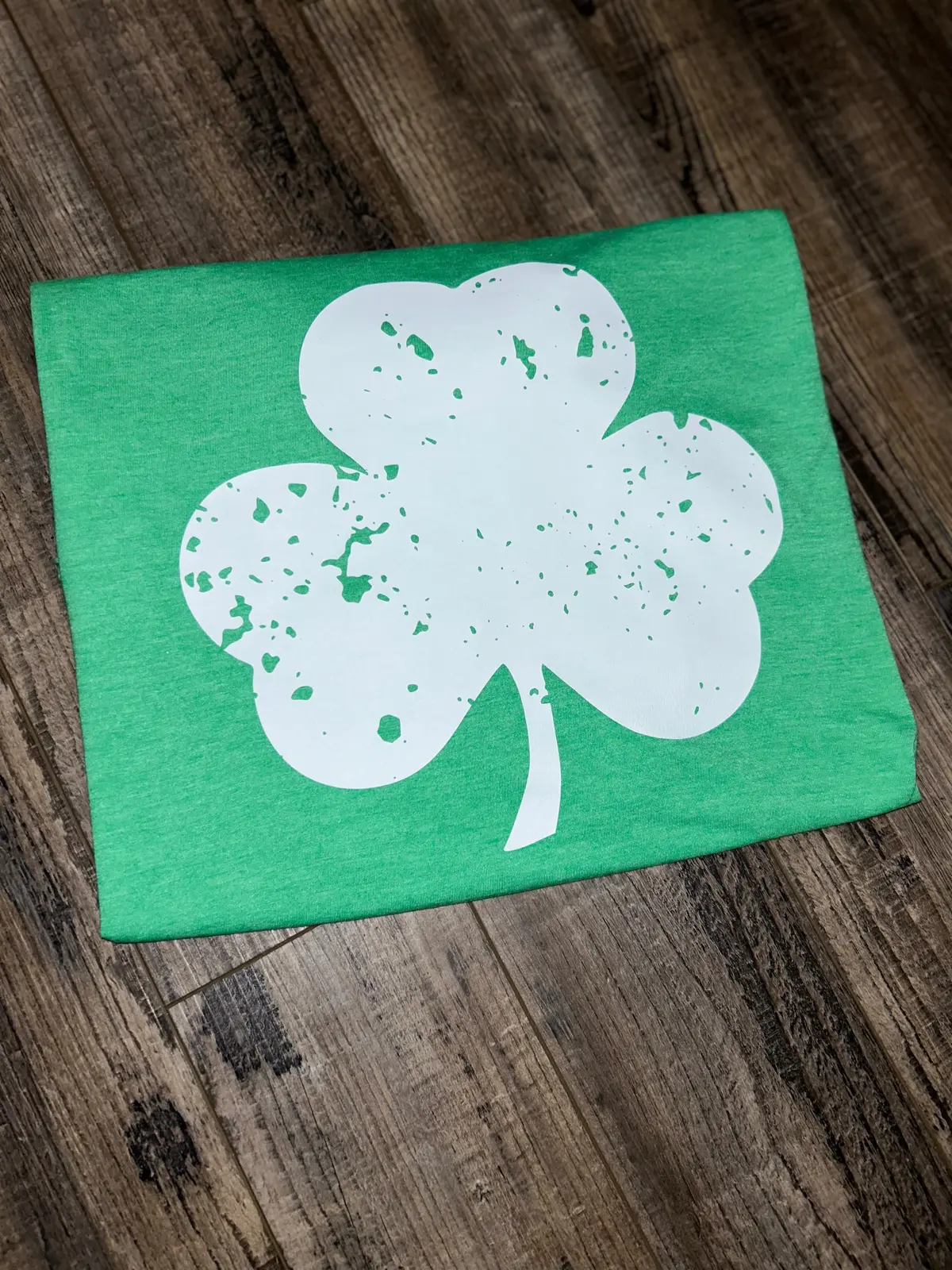 Distressed Clover 1