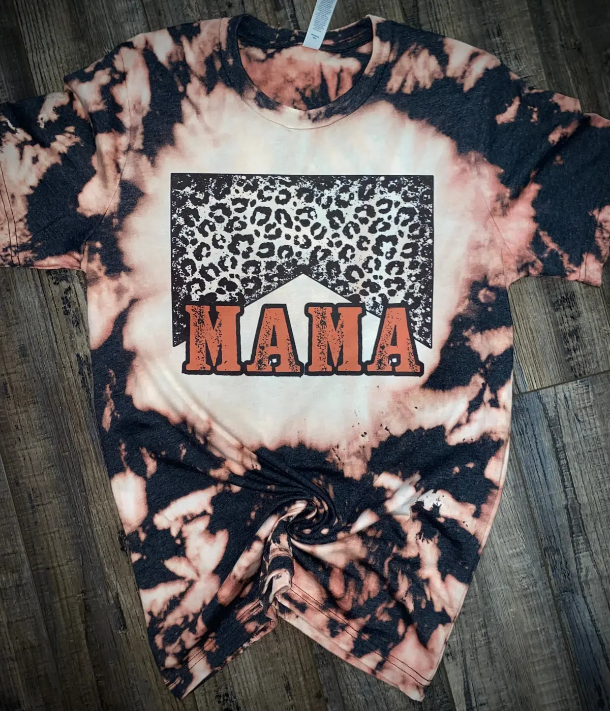 Mama Marlboro Leopard 1